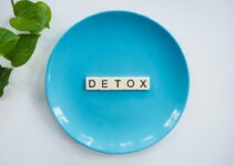 8 Healthy Ways to Detox Your Body Naturally in 2023