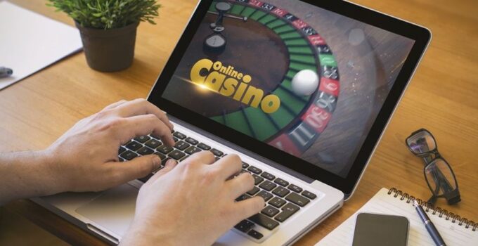 4 Rules to Follow When Playing at Online Casinos