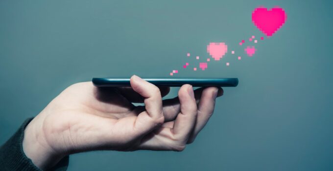 Can you Find Love In Today’s World Without Dating Apps?