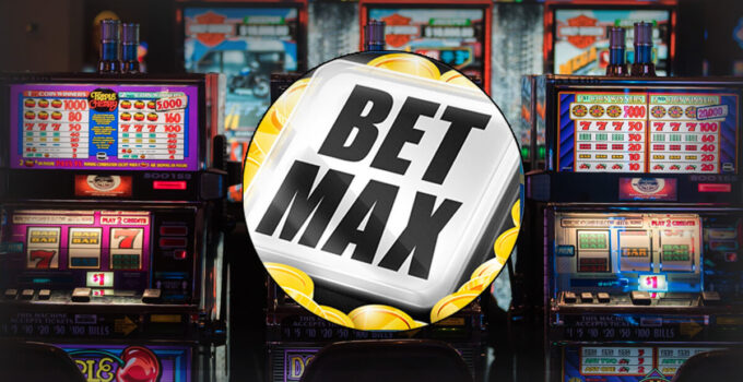 Should You Always Bet Max on the Slot Machines