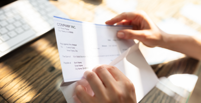 Are You Required To Give Your Employees A Pay Stub?