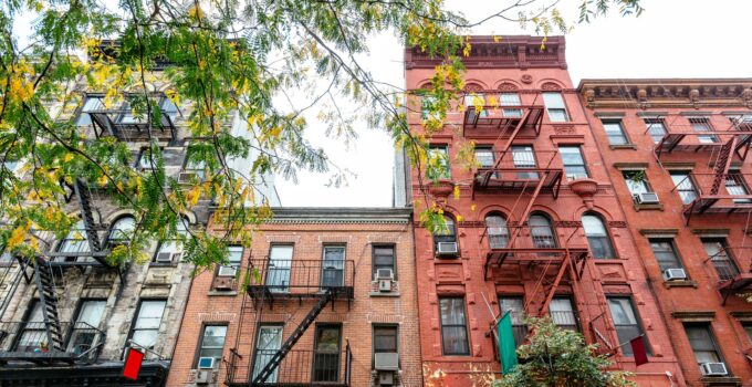 What You Can Rent for $1200 in New York – 2022 Guide