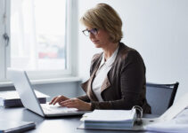 What to know before making a career change in your middle age with online school