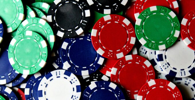 5 Poker Chips and Game Sets 2023-Buying Guide
