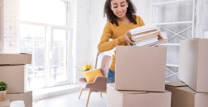 How to Stay Organized During a House Move