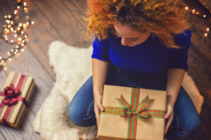 Top 10 Romantic Gifts To Get For Your Wife This Christmas