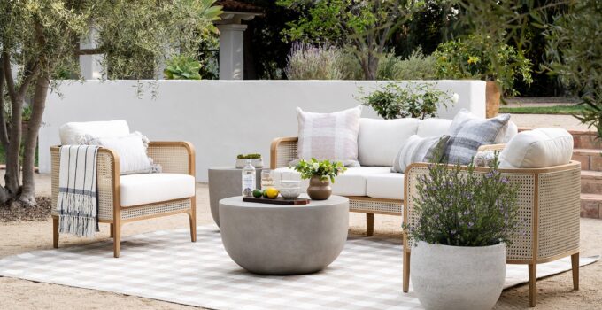 Top 10 Relaxing Outdoor Furniture Trends To Try In 2023