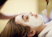 Clear Skin, Clear Mind: The Benefits of Acne-Fighting Facials – 2024 Guide