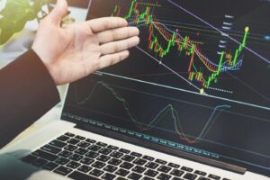 Online Trading Myths Debunked: Separating Fact from Fiction