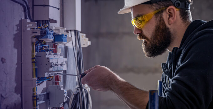 Knowing When to Call an Electrician: Signs It’s Time to Hire a Professional