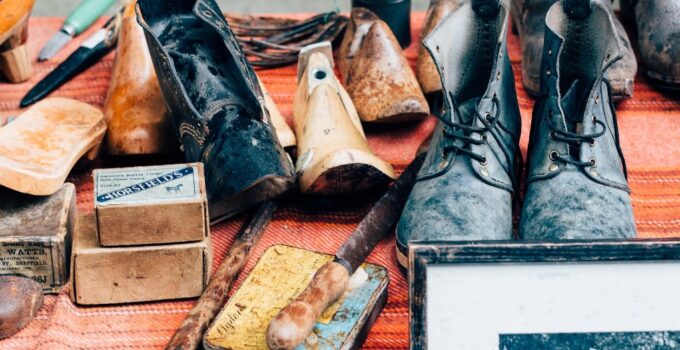 What A Consumer Looks For In The Second Hand Shoes Market