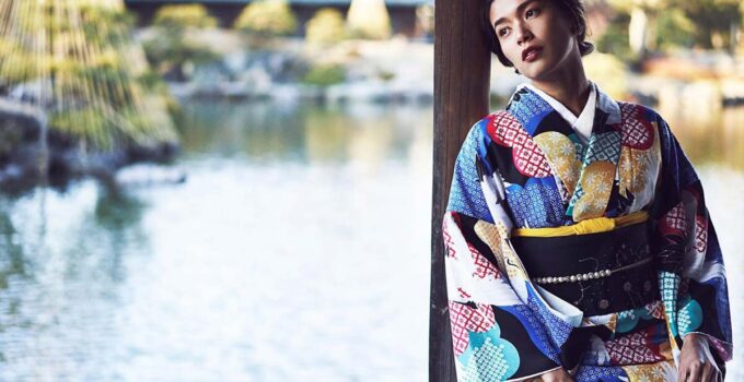 Feel Like a Goddess: Elevate Your Style with Stunning Kimonos for Women