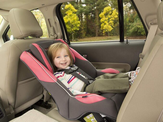 Features to Consider When Choosing a Travel Car Seat