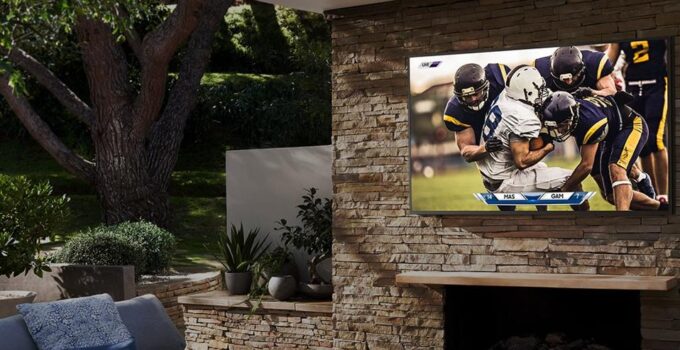 How to Find the Perfect Outdoor TV – 2023 Guide