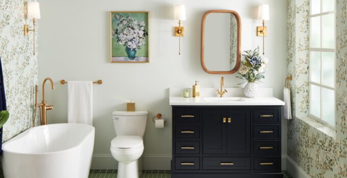 How to Make the Most Out of Your Small Bathroom Space