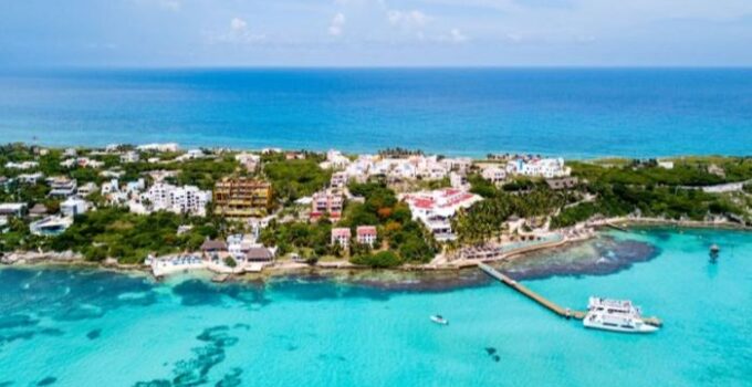 What is the Best Month to Go to Isla Mujeres?