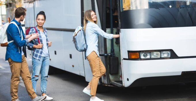 Exploring Toronto’s Must-Visit Destinations via Coach & Charter Bus Hire