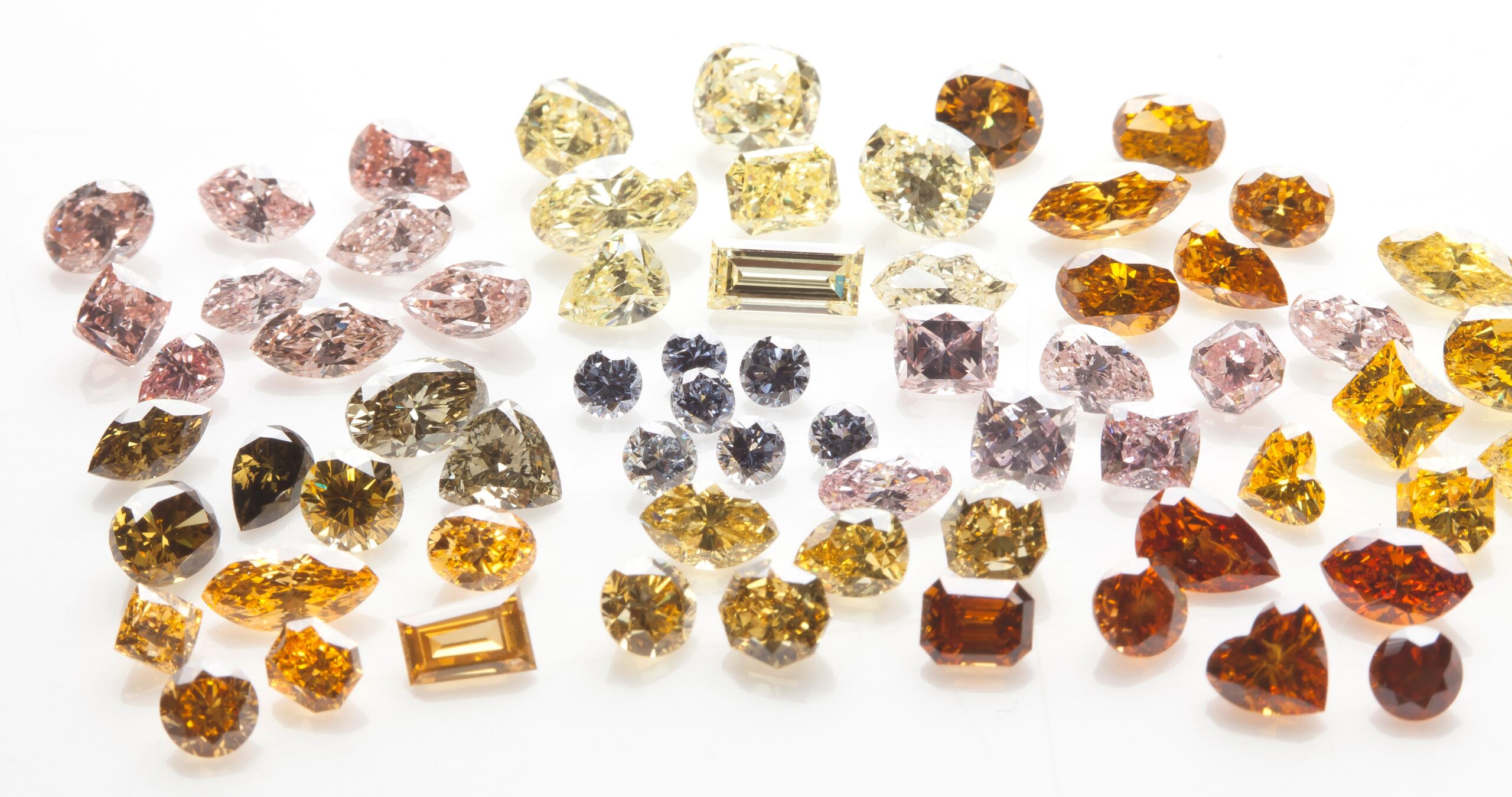 Navigating the Spectrum- Choosing the Perfect Colored Diamond