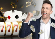 What Helps Professional Gamblers Win?